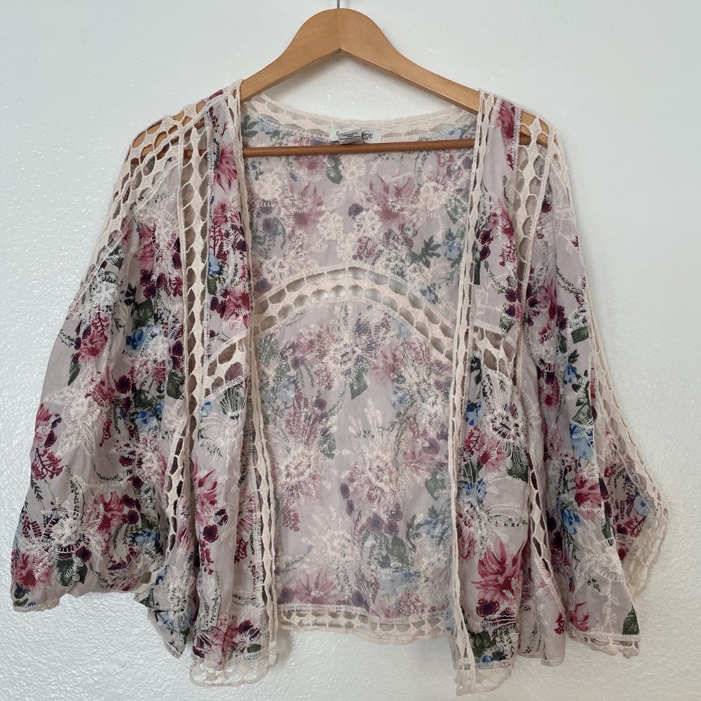 Rachel Zoe Floral Kimono‎ Top Lace Crochet Artsy Boho Fairycore Festival Cottage